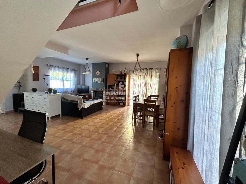 Foto db1273e6-511b-4272-a542-d76a534fd9af. Chalet espectacular chalet de 250 m con piscina y sótano santa elena en Aspe