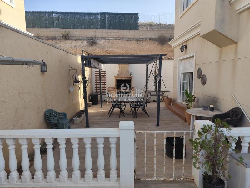 Foto 4b894a9c-293d-4c19-bced-716278d38c32. Chalet con riscaldamento piscina in El Castillo Aspe