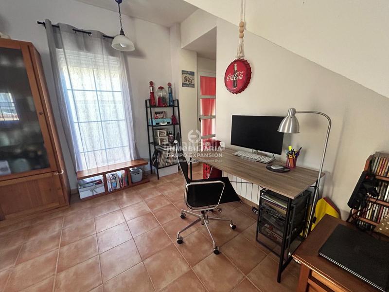 Foto bde3f0d0-a9db-41e3-b785-e1f98c74e503. Chalet con riscaldamento piscina in El Castillo Aspe