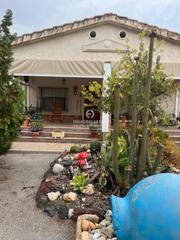Xalet a Centro. Impresionante chalet en elche de 130 m muy bien situado