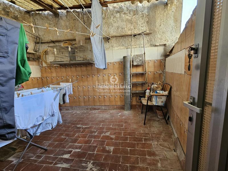Foto 7e02d389-0f5e-40af-bfaa-13a67748e8e2. Casa espectacular casa con localbar en el centro muy bien situado en Novelda