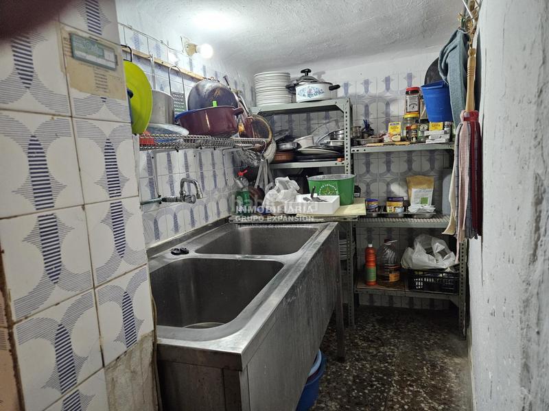 Foto c11208d3-0d62-4417-897f-750a7b3eaa21. Casa espectacular casa con localbar en el centro muy bien situado en Novelda