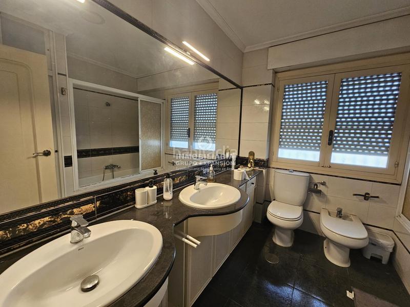 Foto 50ad298a-d90a-4288-9145-be8ad1b15330. Chalet dans Babel Alicante