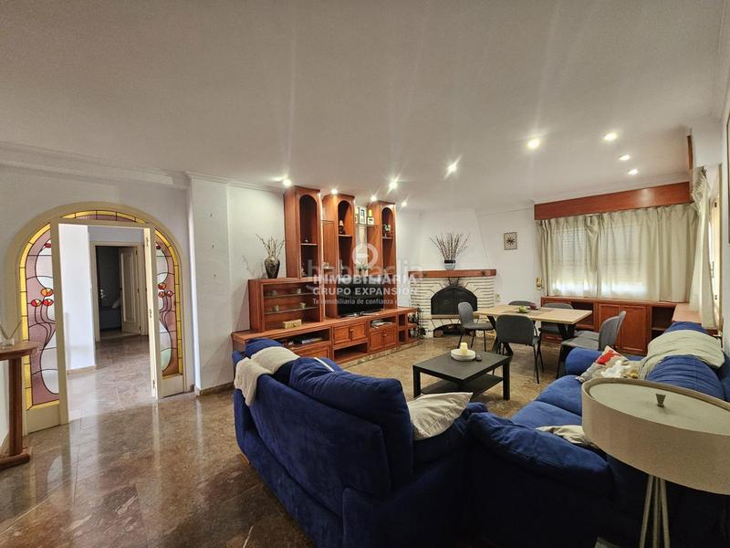 Foto 947a2d1b-129b-4224-9424-9915cfa64df8. Chalet dans Babel Alicante