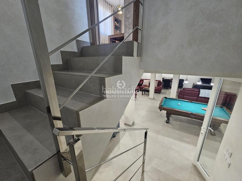 Foto 4f0ee850-25e7-4f86-90ec-77803c232bdc. Chalet espectacular chalet de lujo en elche de 300 m con piscina muy bien situado en Elche / Elx