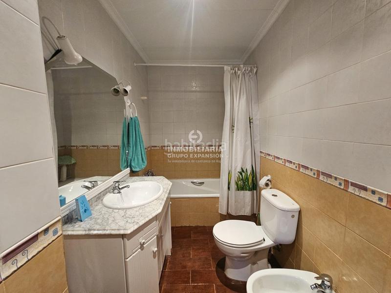 Foto 491cf2ad-b35c-4c4b-ab54-f95199f0bae8. Casa espectacular bungalow de lujo de 385 m con patio y sótano muy bien situado en Aspe