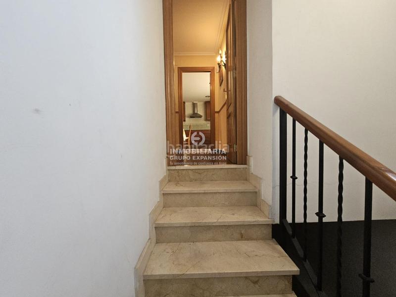 Foto 73b23e57-f72a-434e-9940-12fc4bb6380c. Casa espectacular bungalow de lujo de 385 m con patio y sótano muy bien situado en Aspe