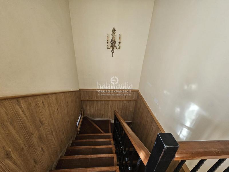 Foto d7b2e16a-0083-494e-8316-6078a8d02f9f. Casa espectacular bungalow de lujo de 385 m con patio y sótano muy bien situado en Aspe