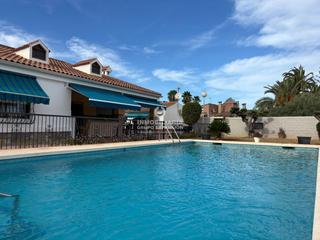 Chalet in Centro. Espectacular chalet de lujo en elche de 292 m2 con piscina muy b