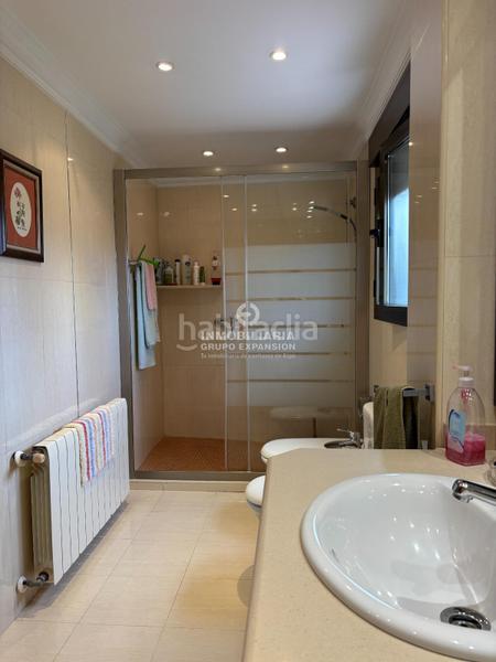 Foto 28d4c2a3-0278-46b7-b97c-3bd4ce981634. Xalet amb piscina a Centro Elche / Elx