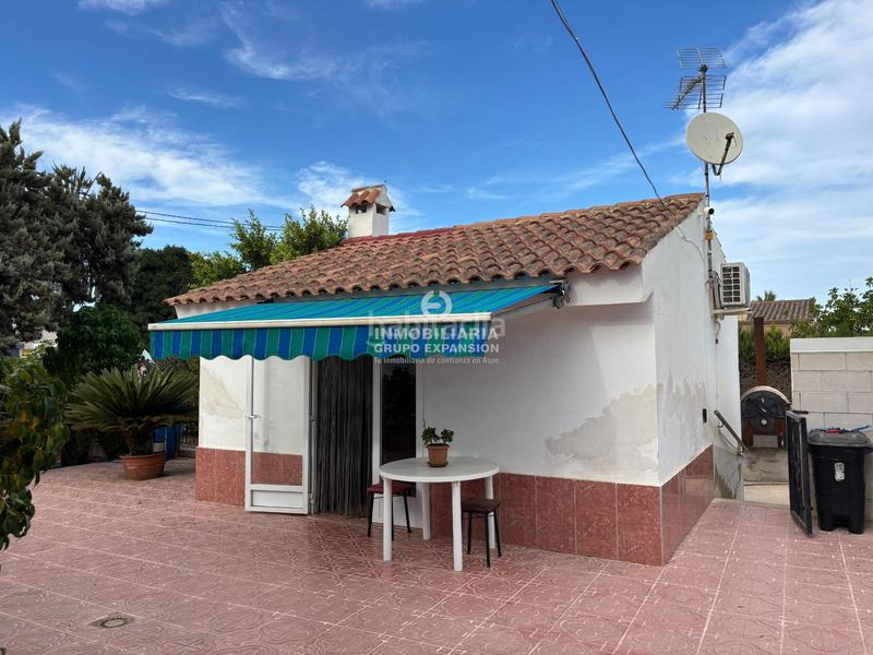 Foto 4af1c5bc-6950-4fc8-829c-9050514bc701. Xalet amb piscina a Centro Elche / Elx