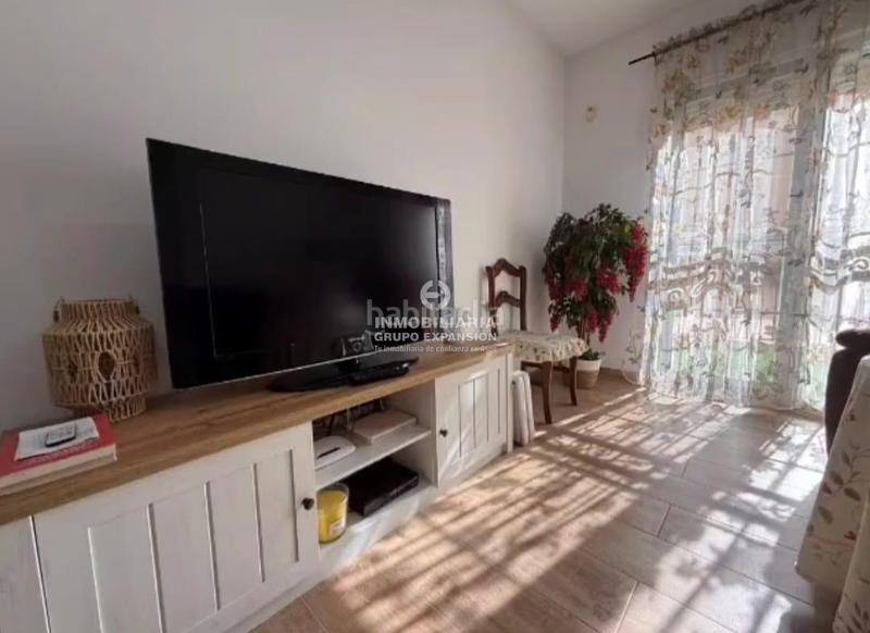 Foto 4d618893-f817-40c0-abdd-af3be2cb3ef1. Pis amb calefacció aparcament a El Castillo Aspe