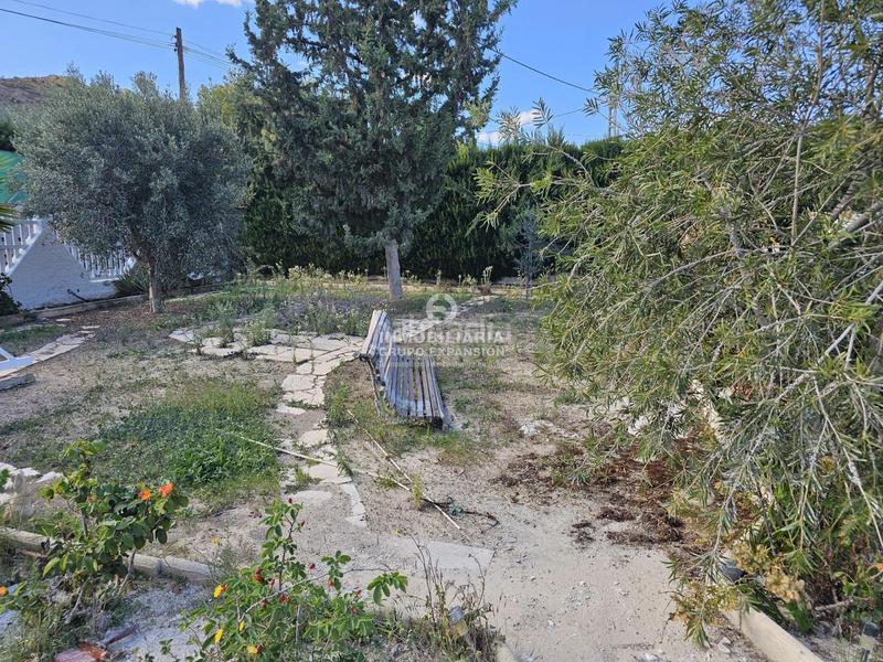 Foto e6a3ca1e-a918-423c-a600-950438668d76. Chalet dans El Castillo Aspe