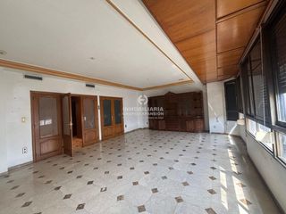 Pis a Jerónimo y Avileses. Espectacular piso en novelda de 200 m2 con ascensor muy bien sit