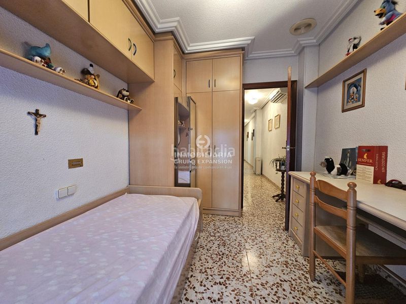 Foto 3f5b985c-bcd3-48f0-8868-5d8100d78ec7. Pis amb aparcament a Centro Elche / Elx
