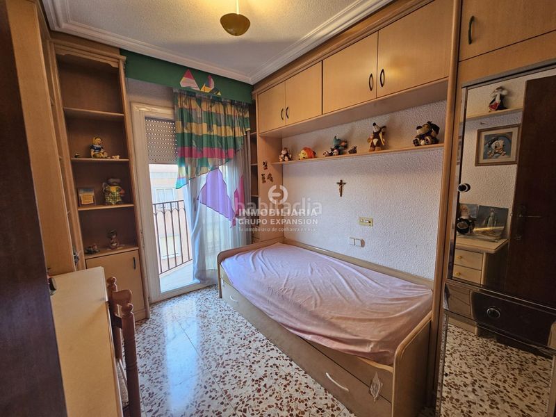 Foto d241d93a-bdf4-493b-8415-d800bbb21b22. Pis amb aparcament a Centro Elche / Elx