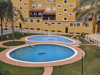 Appartement à Prosperidad. Espectacular piso en aspe de 132 m2 con piscina y garaje muy bie