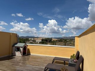 Pis a Novelda. Espectacular ático dúplex en novelda de 250 m2 muy bien situado