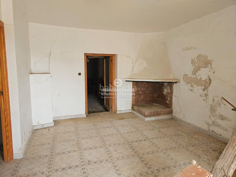 Foto df122f6a-285c-4e99-a0d3-a4d46b18287b. Xalet a Agost