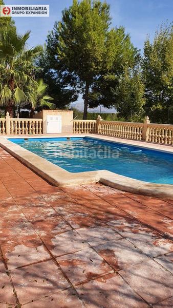 Foto f682d6f0-d55d-49fd-b546-8cfaf9009a03. Xalet amb piscina a El Castillo Aspe