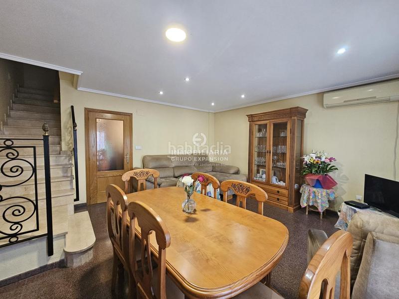 Foto b35021aa-7842-4a24-a420-adde63bf0b89. Casa amb aparcament a El Castillo Aspe