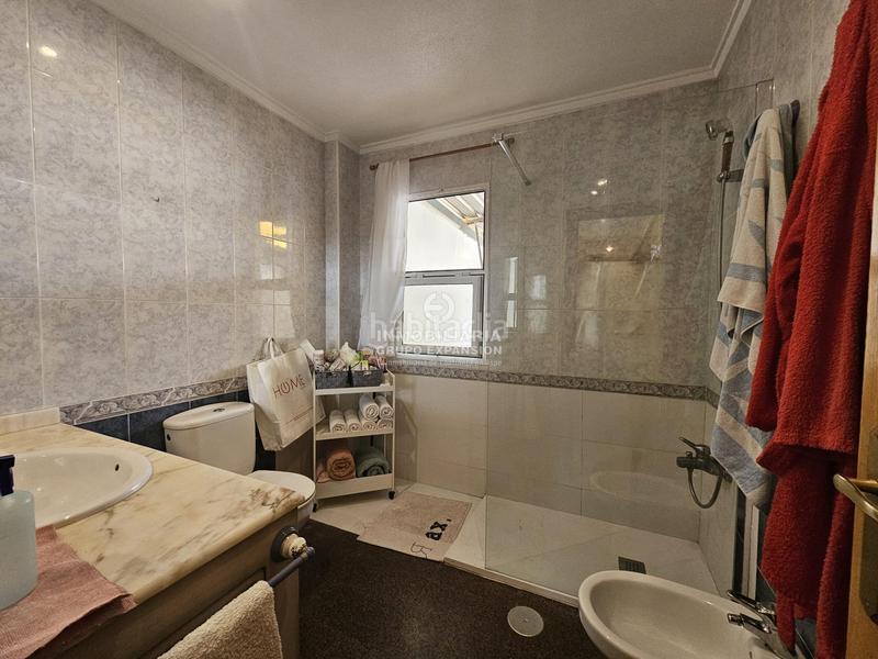 Foto ee766c99-1c00-428f-ae93-25e3d8da0ce7. Casa amb aparcament a El Castillo Aspe