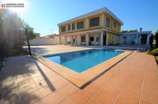 Chalet in Villafranqueza. Chalet en san vicente del raspeig  partida boqueres