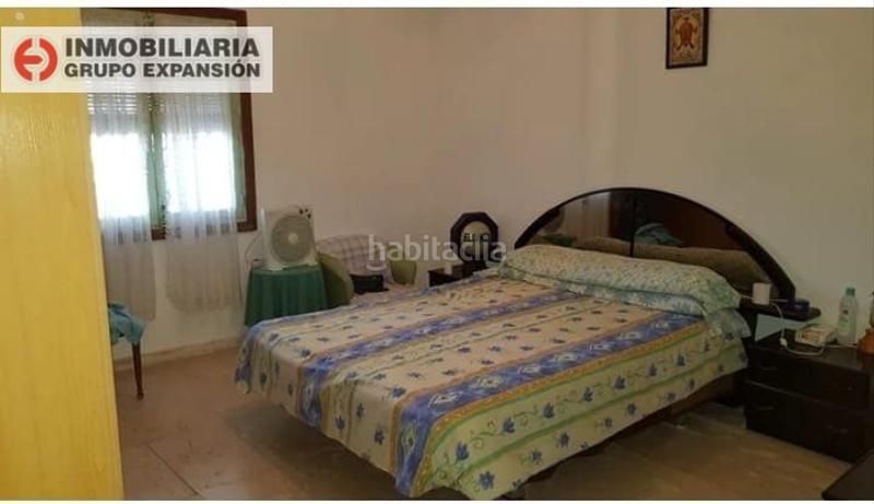 Foto c2f057df-bf7a-4e58-bc11-eaeeb469164e. Chalet  en la romana muy bien situado en Romana (la)