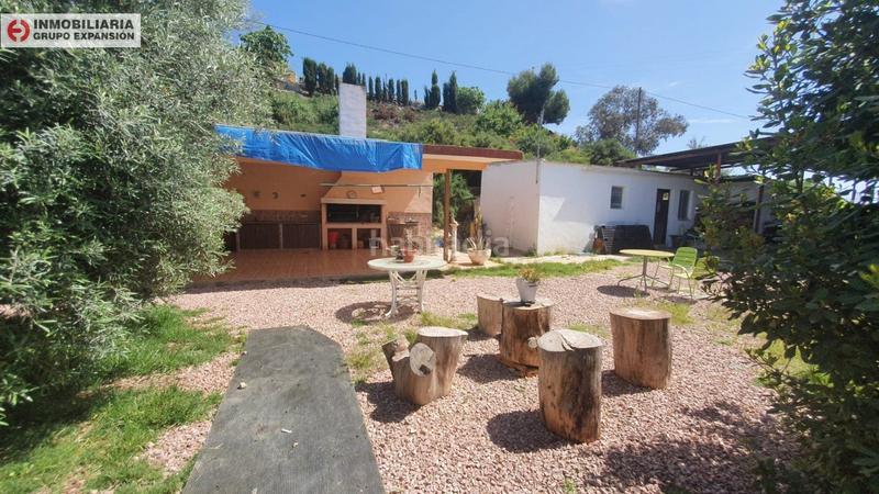 Foto 1690838b-b40b-4cea-b7c2-3c859bdb22d4. Chalet  de 550 metros con piscina zona uchel en Aspe