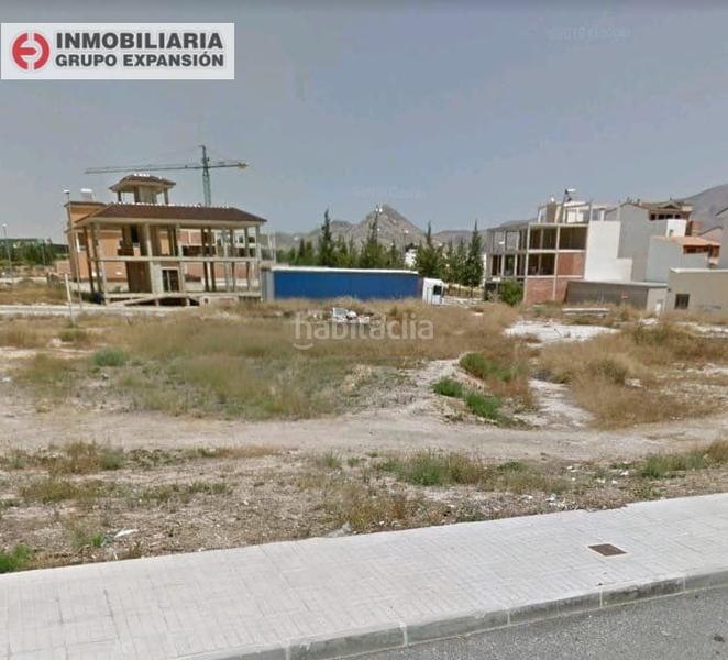 Foto ee100fa8-54c2-4711-bf6c-e733b9afeb90. Terreny residencial a Novelda