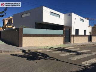 Xalet a Pilar de la Horadada Ciudad. Chalet de lujo con piscina  la torre, pilar de la horadada