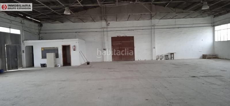 Foto e8d2bce1-fbfd-4e6f-a613-a6cb6ad41f9f. Fabrikhalle in El Castillo Aspe