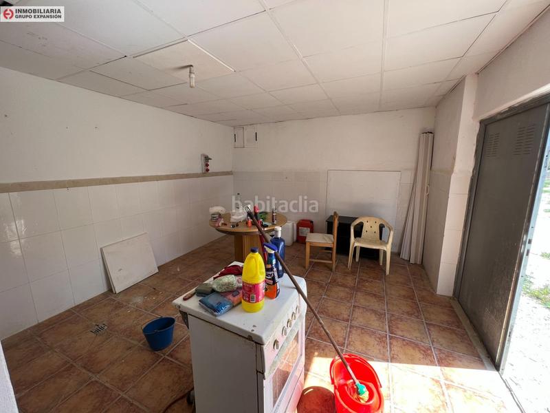 Foto 3d1a9fdf-6e25-4f0e-a269-be3c7656ed99. Bâtiment à usage industriel dans El Castillo Aspe