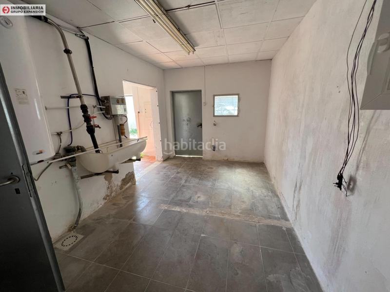 Foto bd70d63b-f001-4b09-8834-a1685b469433. Bâtiment à usage industriel dans El Castillo Aspe