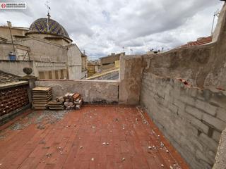 Casa a El Castillo. Casa amplia en aspe para reformar de 274 metros muy bien situada