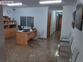 Oficina a Centro. Oficina en elche de 187 metros muy bien situada