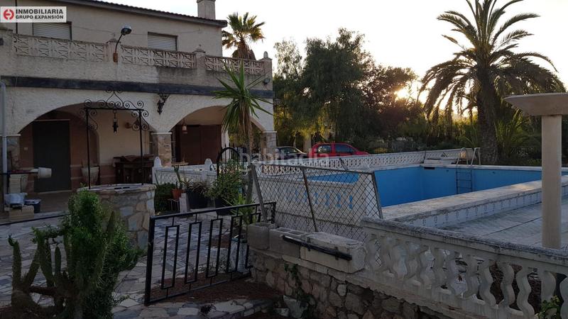 Foto 495a7d96-59b1-474a-88ec-4e1bae9efcc9. Xalet amb piscina a El Castillo Aspe