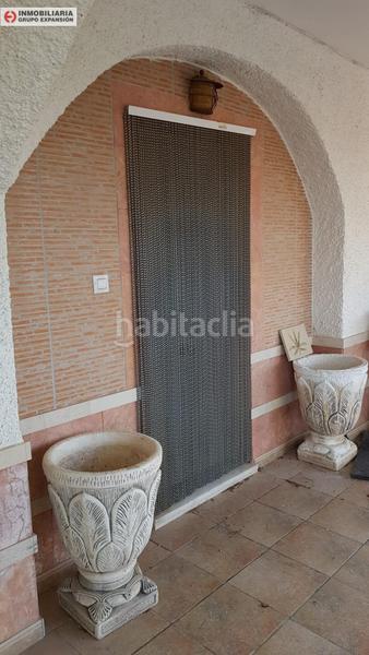 Foto ed4778f5-372e-4ce2-aa02-4afd2b999258. Xalet amb piscina a El Castillo Aspe