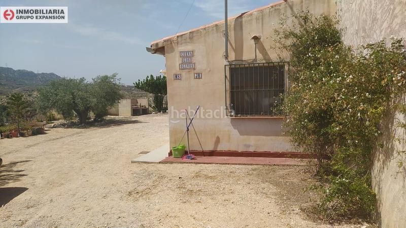 Foto caa0abb6-112f-4627-87dc-1462970b0af5. Casa in Abanilla