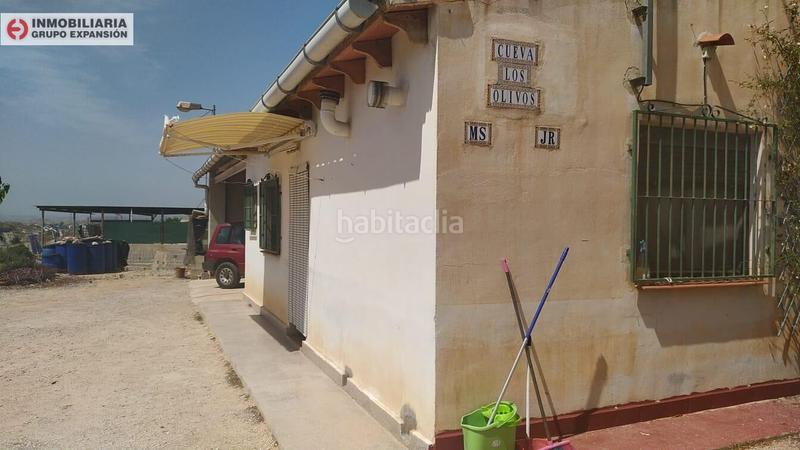 Foto efff9b3e-f3b6-41e0-bc07-64890cabbe67. Casa in Abanilla