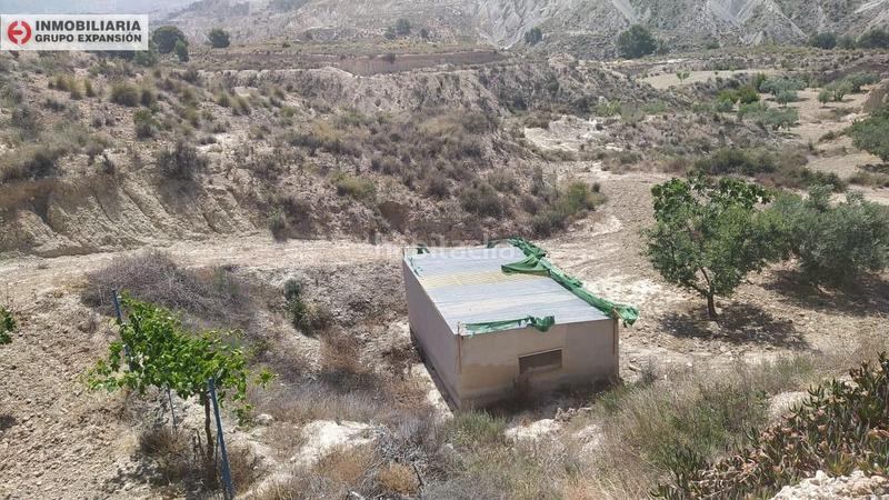 Foto f06487f7-7525-4b1f-b28c-560c08626f5b. Casa in Abanilla