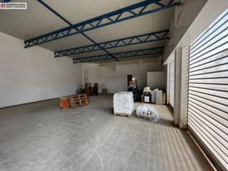 Local Comercial a El Castillo. Local en aspe de 150 metros  urbanización santa elena