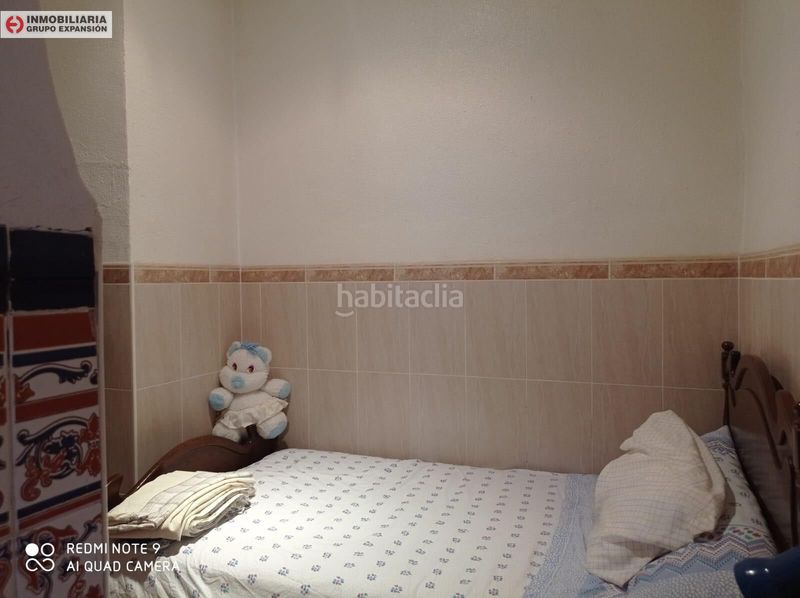 Foto 0c63124b-1e1e-4edf-aec9-dc49c5e4983c. Xalet amb piscina a Novelda