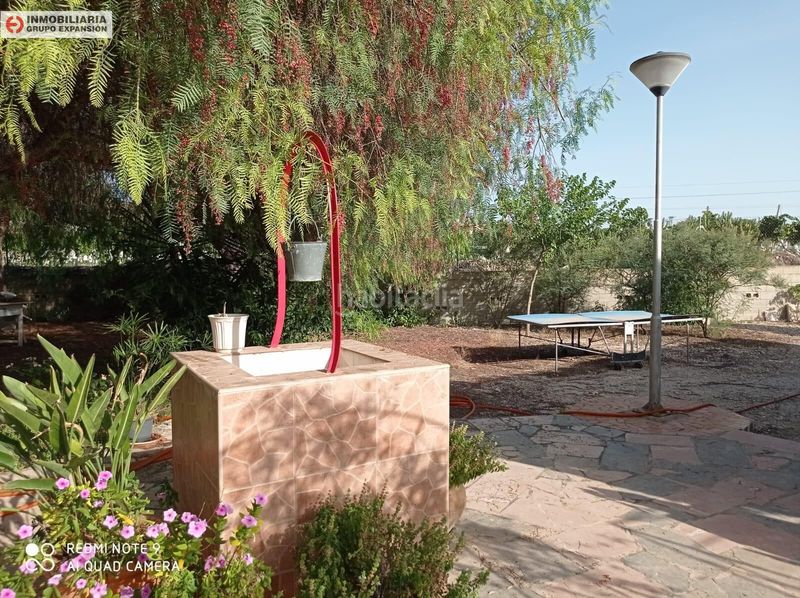 Foto 68bfabb0-0248-4b5d-a7af-6afe37864550. Xalet amb piscina a Novelda