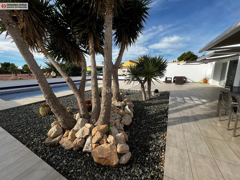 Foto 5ea1bdfa-f551-4d74-bb38-0a9caefc11c1. Chalet espectacular chalet de lujo con piscina en Aspe