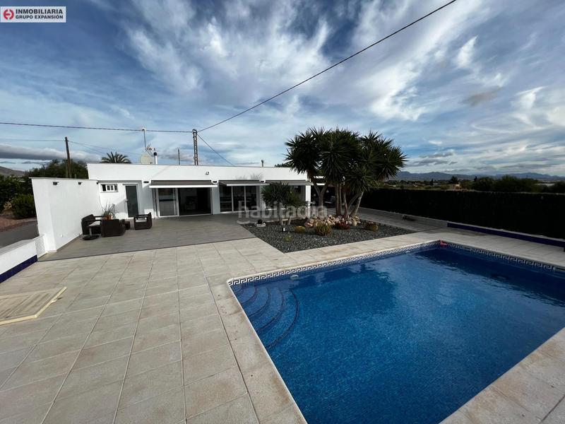 Foto 5fe27e05-cd7c-44a0-bffb-881dbb67634a. Chalet espectacular chalet de lujo con piscina en Aspe
