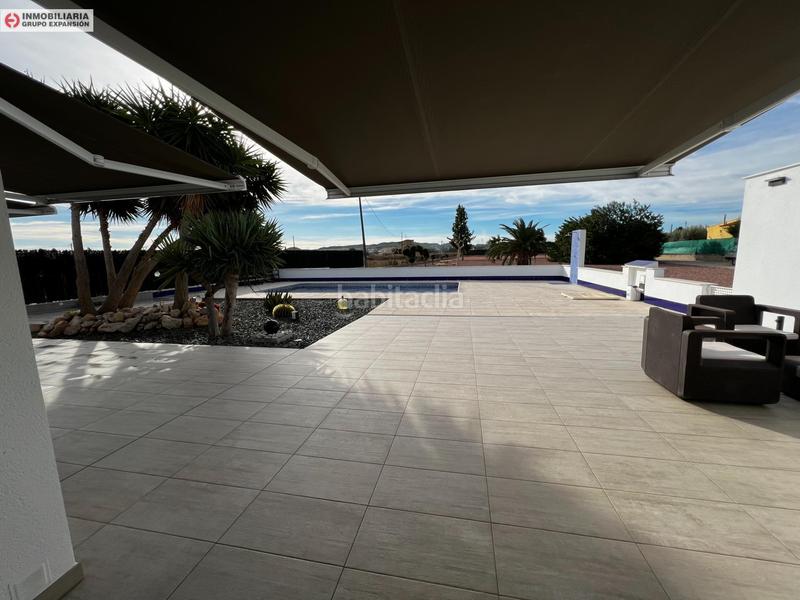 Foto 9f767ea4-b512-40c3-8381-ce1d6ab7b13d. Chalet espectacular chalet de lujo con piscina en Aspe
