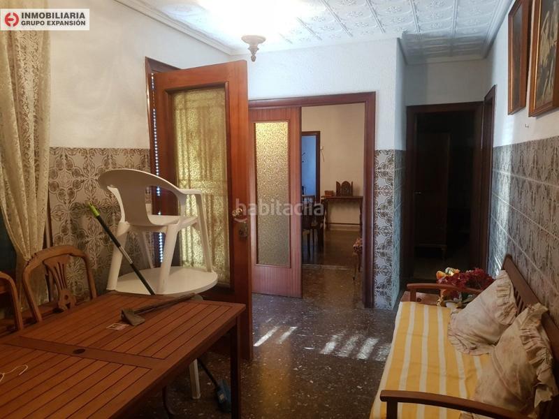 Foto 3349a054-2c38-443a-b3c9-f7e03bf40814. Xalet amb piscina a El Castillo Aspe