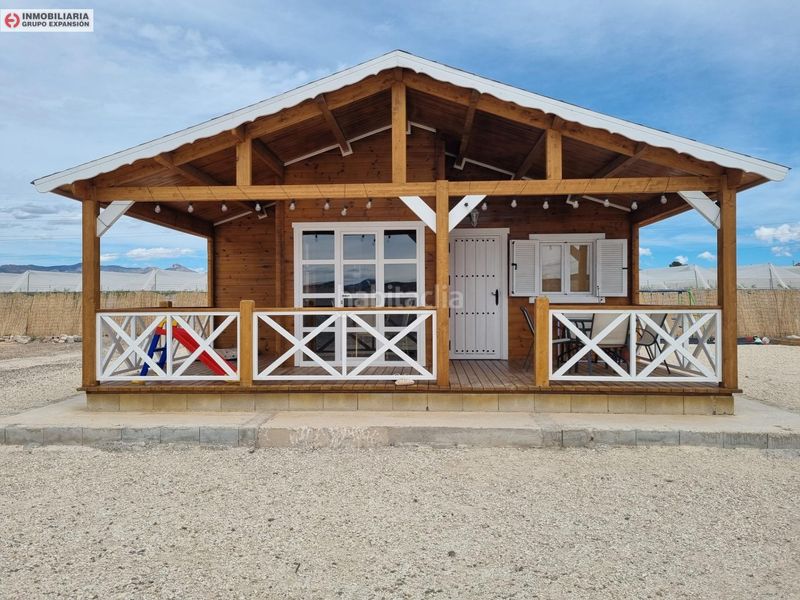 Foto 9971e225-e1b9-4cb0-a0dd-ec007ead3d18. Xalet amb aparcament a Monforte del Cid