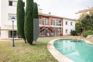 Chalet à Premià de Dalt. Chalet en venta en premià de dalt  barcelona